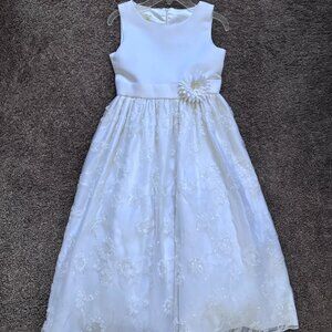 Cinderella White Embroidered Flower Girl Dress – Size 10 (girls)